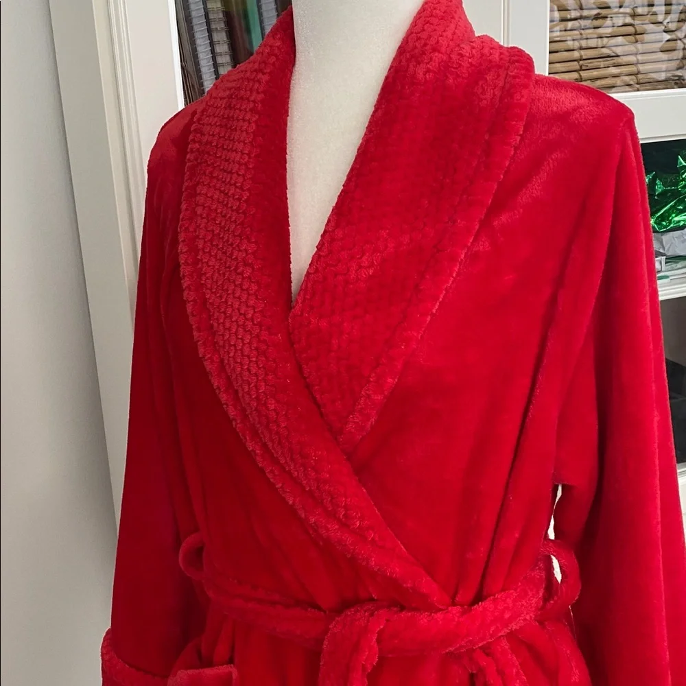 Red Luxurious Plush Faux Fur Belted Bathrobe Lounge Soft Sexy Spa Day Pamper